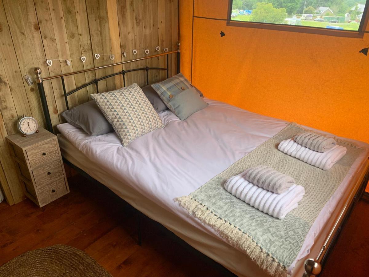 Mountain View Safari Tent With Hot Tub In The Heart Of Snowdonia Dolgellau Εξωτερικό φωτογραφία