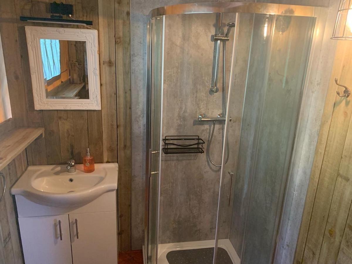 Mountain View Safari Tent With Hot Tub In The Heart Of Snowdonia Dolgellau Εξωτερικό φωτογραφία